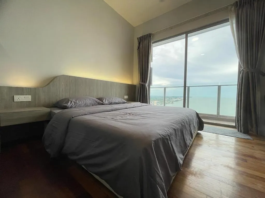 Ferienwohnung Silverscape,Res -- Seaview -- Balcony -- 7 pax Malacca