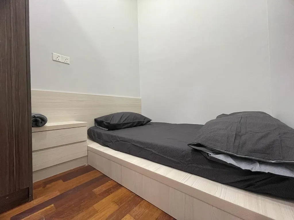 Ferienwohnung Silverscape,Res -- Seaview -- Balcony -- 7 pax Malacca Apartment