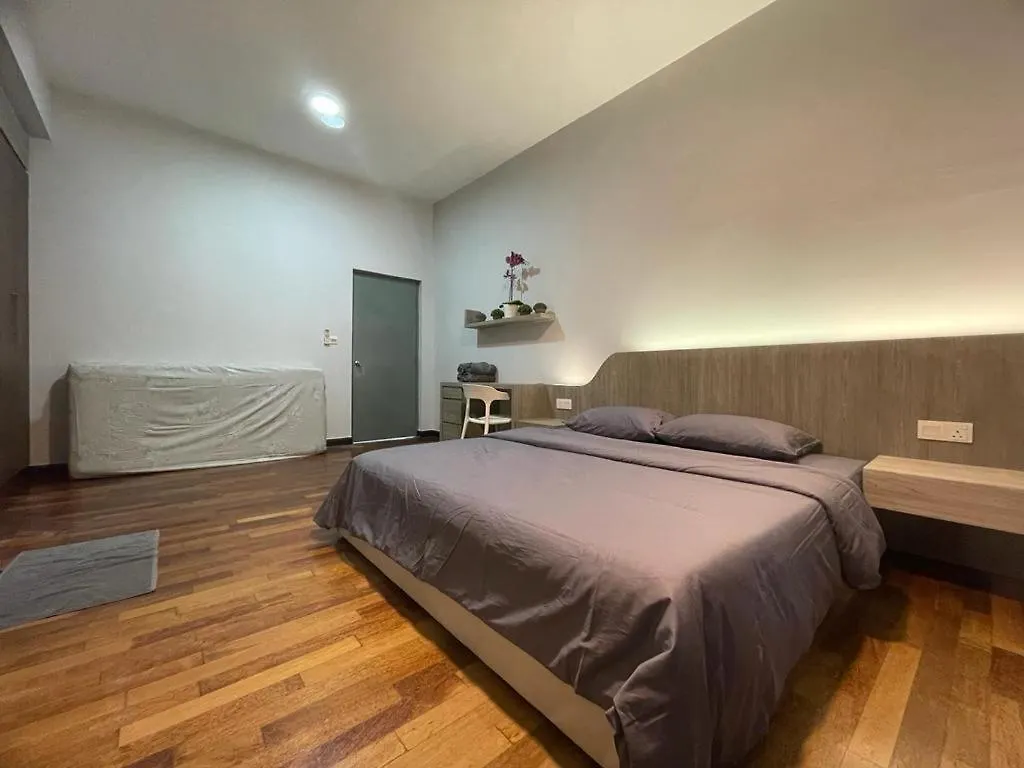 Silverscape,Res -- Seaview -- Balcony -- 7 Pax Apartment Malacca Malaysia